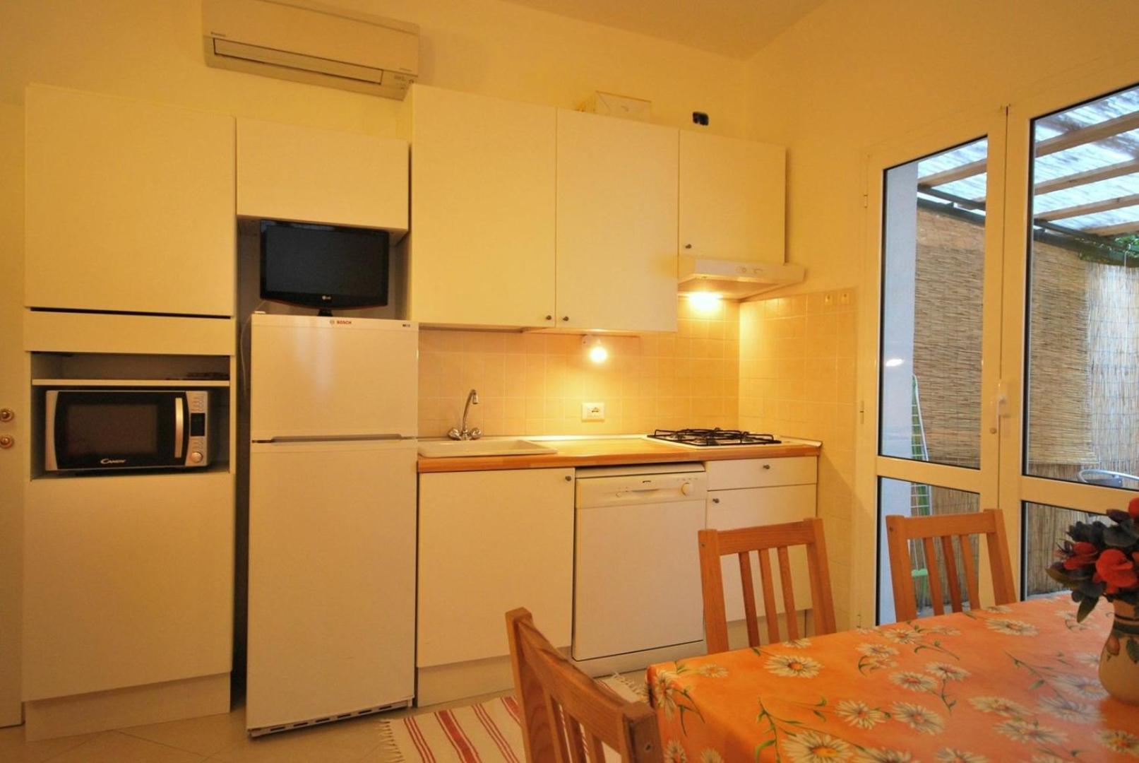 Residence Glicini Finale Ligure Room photo
