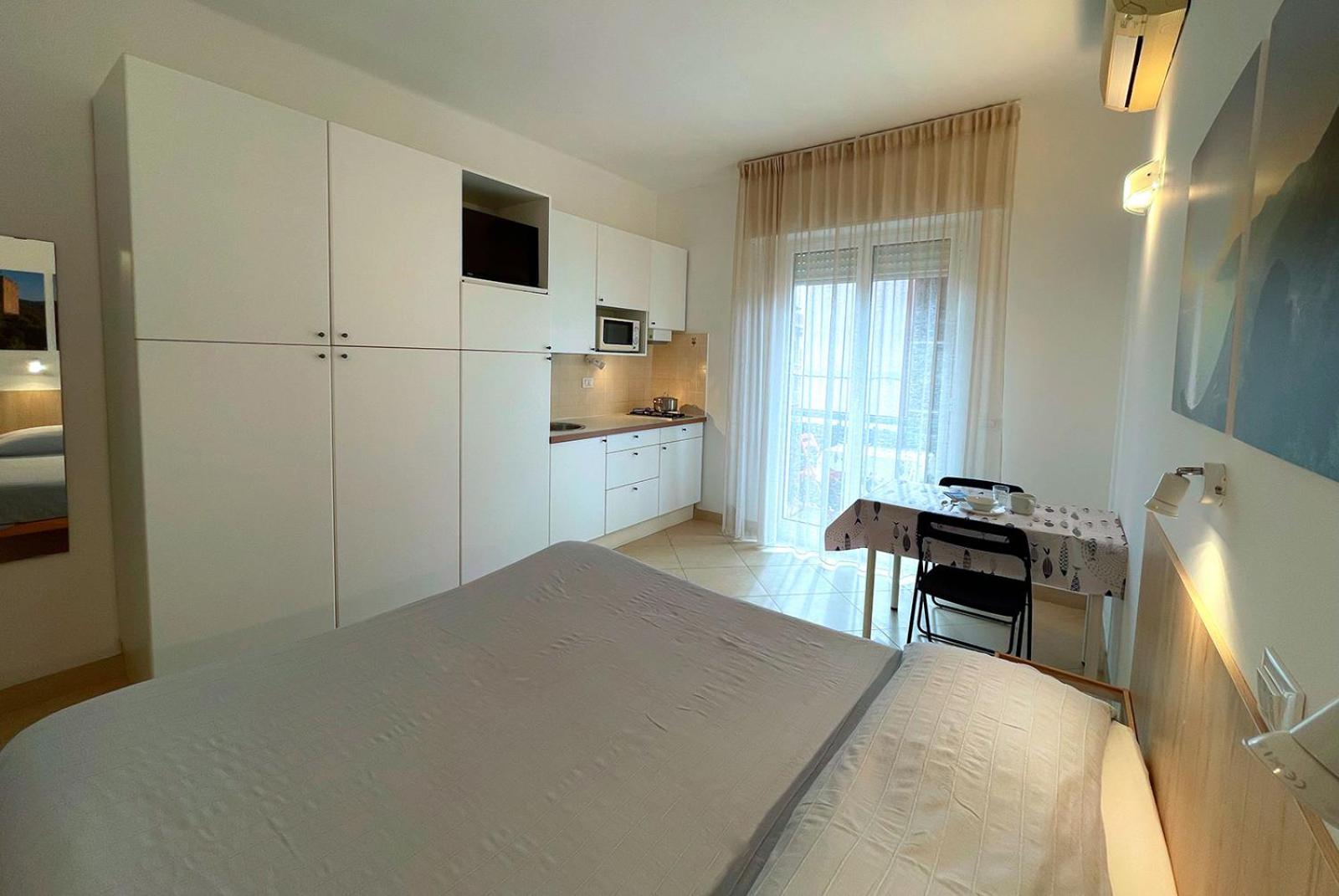 Residence Glicini Finale Ligure Exterior photo